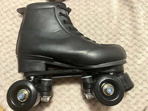 Black quad roller skates - roller, size
